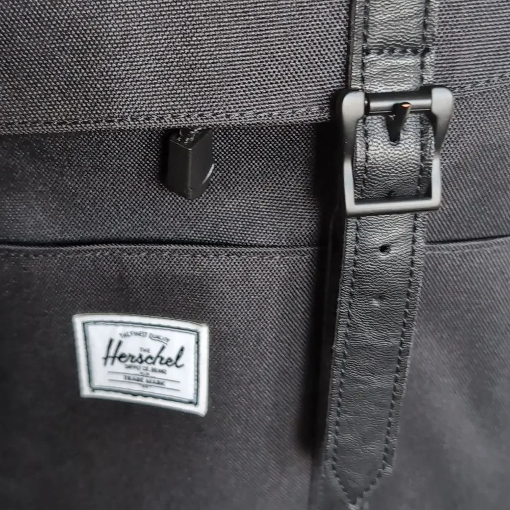 Hershel Retreat  Black Canvas CU Backpack UNISEX NWOT